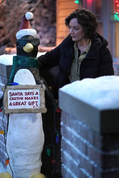 Christmas Traditions - The Conners Season 2 Episode 9