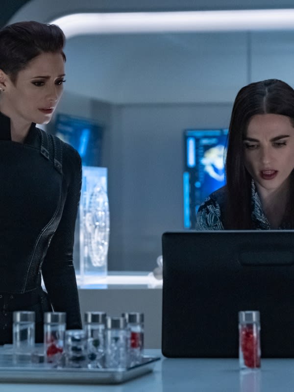 Lena and Alex - Supergirl Season 5 Episode 9