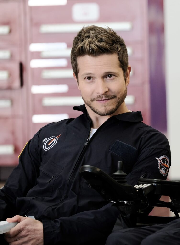 Down in the Dumps - Tall - The Resident Season 3 Episode 11