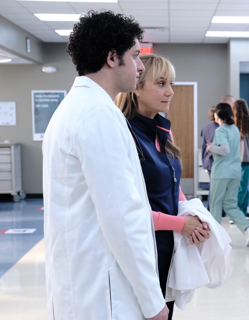 Ezra and Eline - The Resident Season 3 Episode 11