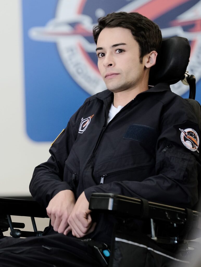 Finn - Tall - The Resident Season 3 Episode 11