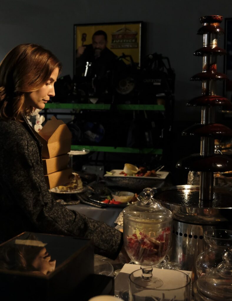 Free Food - Stumptown Season 1 Episode 10