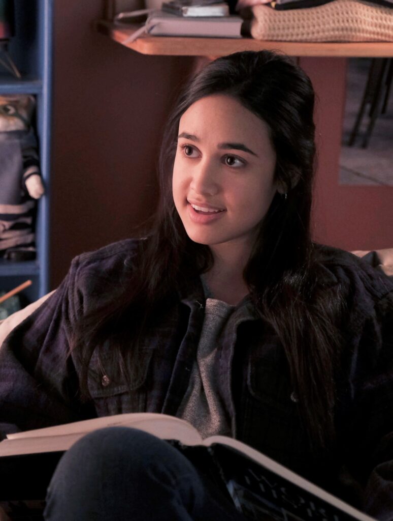 Studious - Tall - Party of Five Season 1 Episode 1