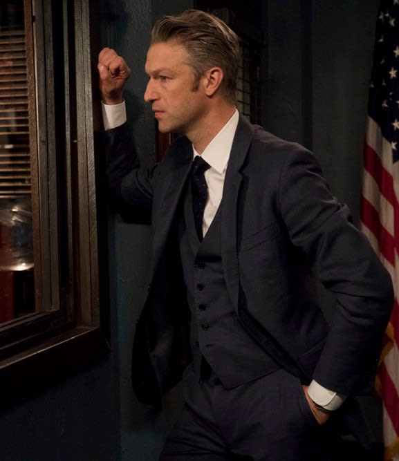 Under Pressure - Law & Order: SVU Season 21 Episode 10