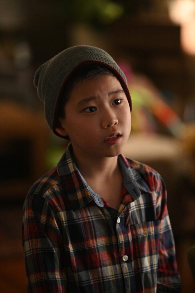 Hipster Theo - A Million Little Things Season 2 Episode 14