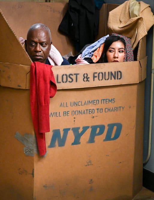 Holt and Rosa Hiding - Brooklyn Nine-Nine Season 7 Episode 4