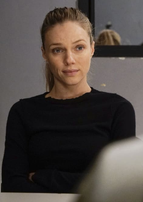 Interrogation Tactics - Chicago PD Season 7 Episode 14