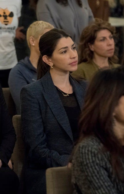 Investigating a CEO - Law & Order: SVU Season 21 Episode 15