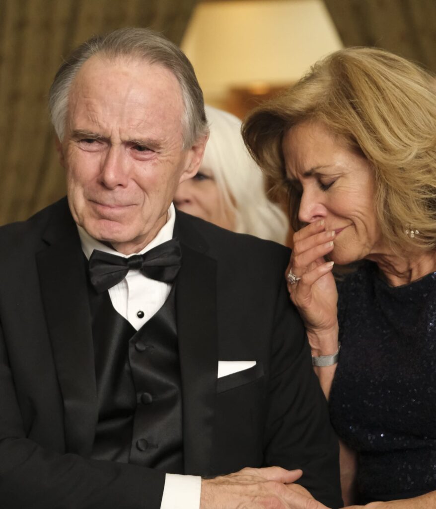 Tears of Joy? - Stumptown Season 1 Episode 14