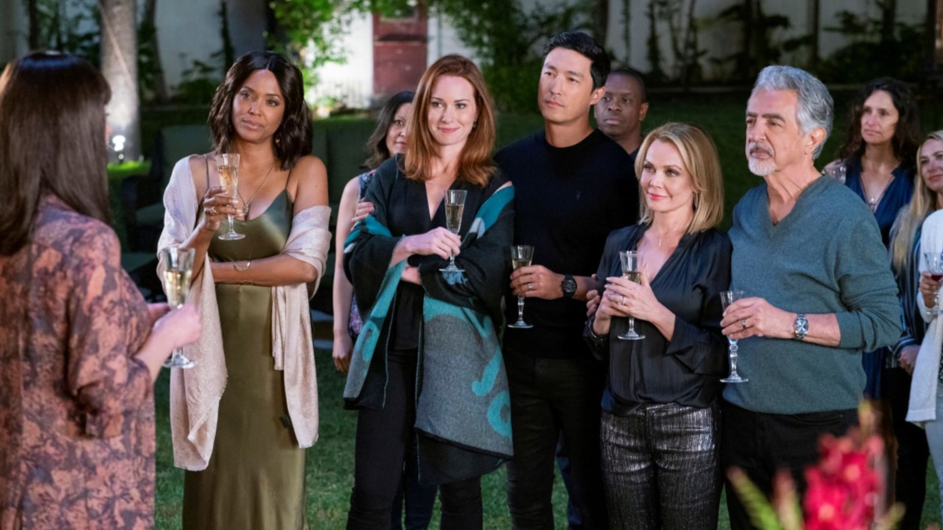 The Team Reunites - Criminal Minds Season 15 Episode 10