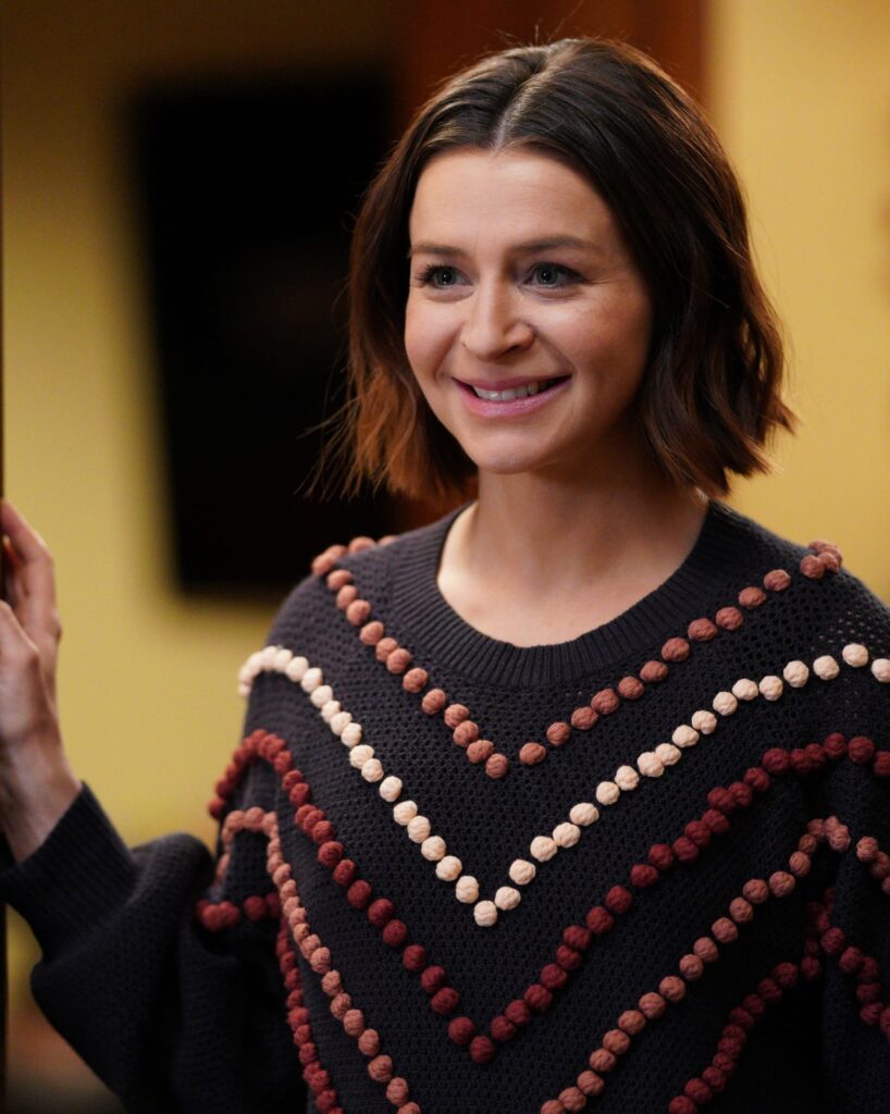 Amelia Glows - Tall - Grey's Anatomy Season 16 Episode 17