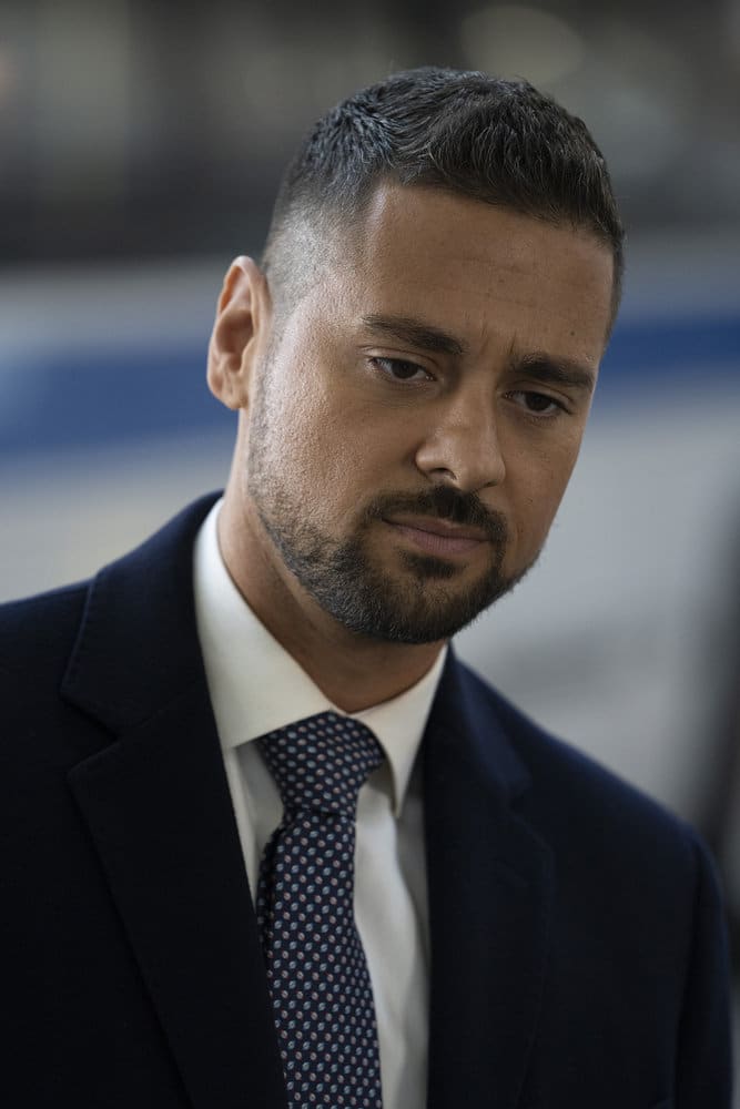 Assisting His Ex - Manifest Season 2 Episode 11