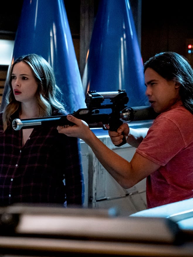 Cisco and Caitlin - The Flash Season 6 Episode 15