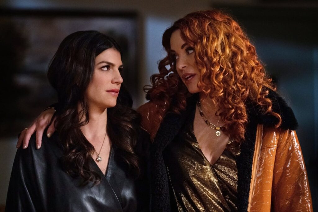 Jo and Ruby Getting Close - Supernatural Season 15 Episode 13