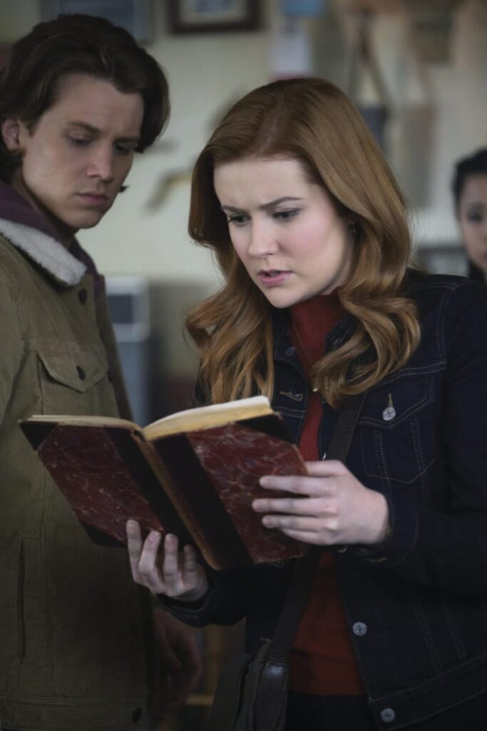 Light Reading - Nancy Drew Season 1 Episode 15