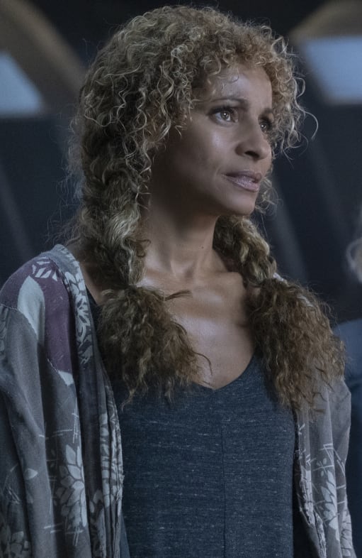 Mama Raffi - Star Trek: Picard Season 1 Episode 7
