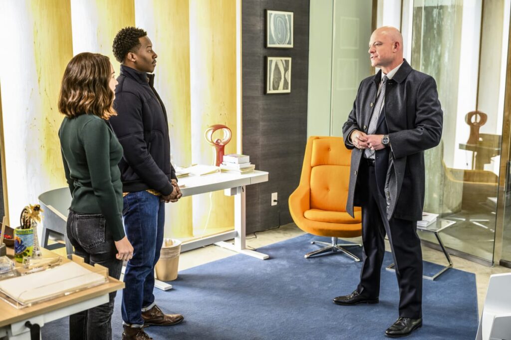 Messed Up with the Government - God Friended Me Season 2 Episode 18