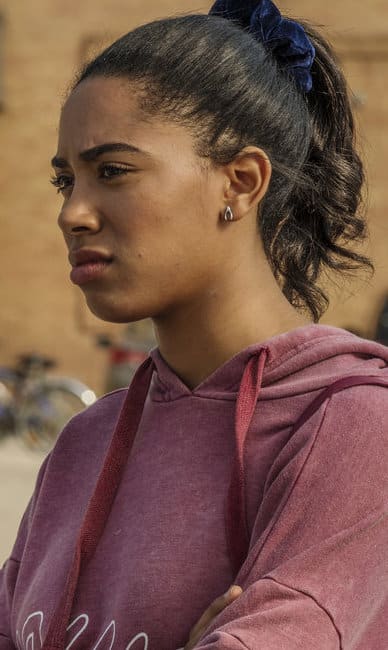 Unhappy Addy - Dare Me Season 1 Episode 9 