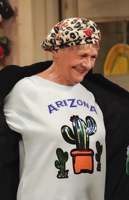 Bev's Trip - The Conners Season 2 Episode 17