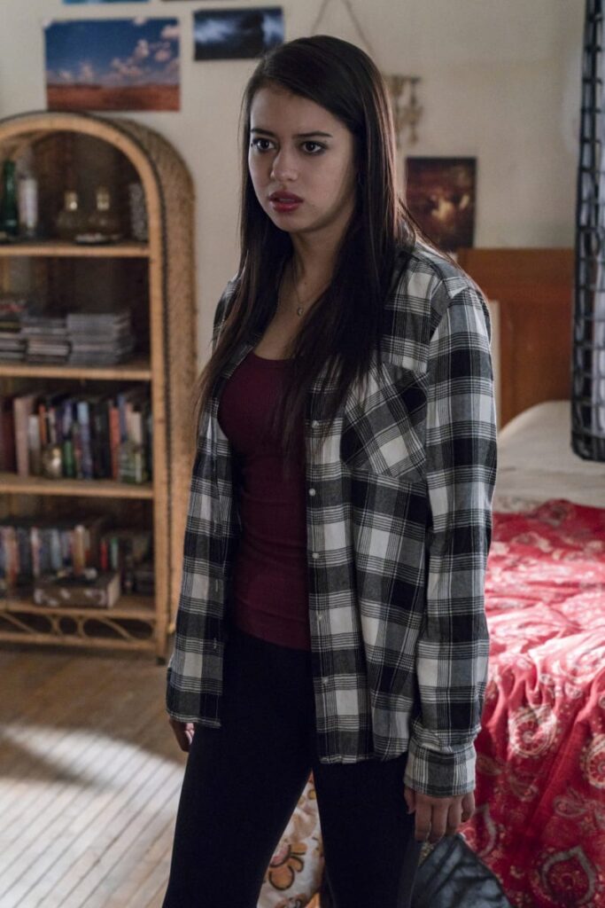 Rosa - Roswell, New Mexico Season 2 Episode 7