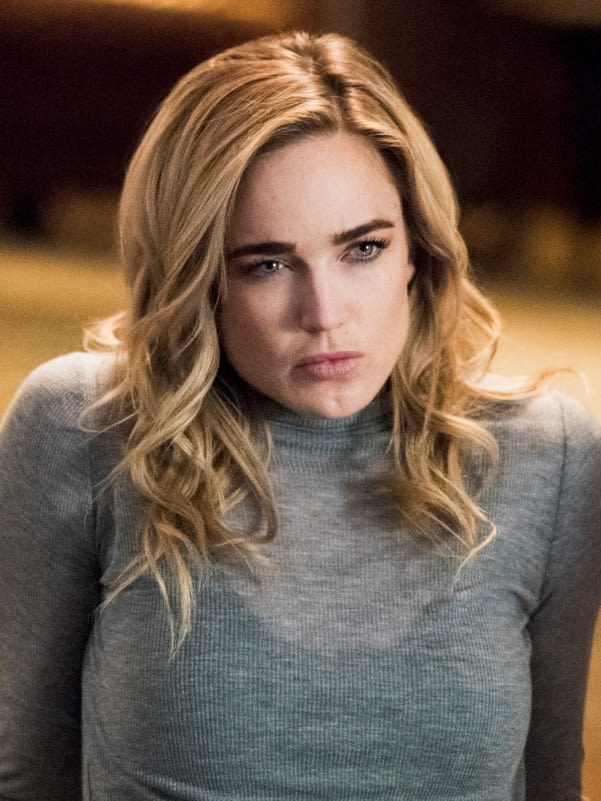 Sara Lance - DC's Legends of Tomorrow Season 5 Episode 9