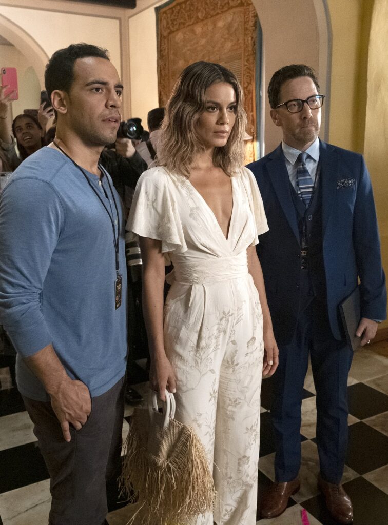 That Doesn't Look Good - The Baker and the Beauty Season 1 Episode 3