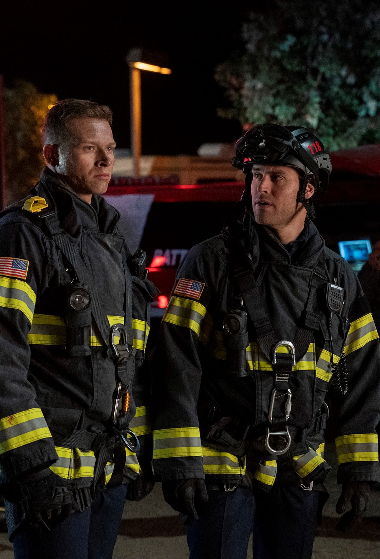A Train Derailment Tall - 9-1-1 Season 3 Episode 18