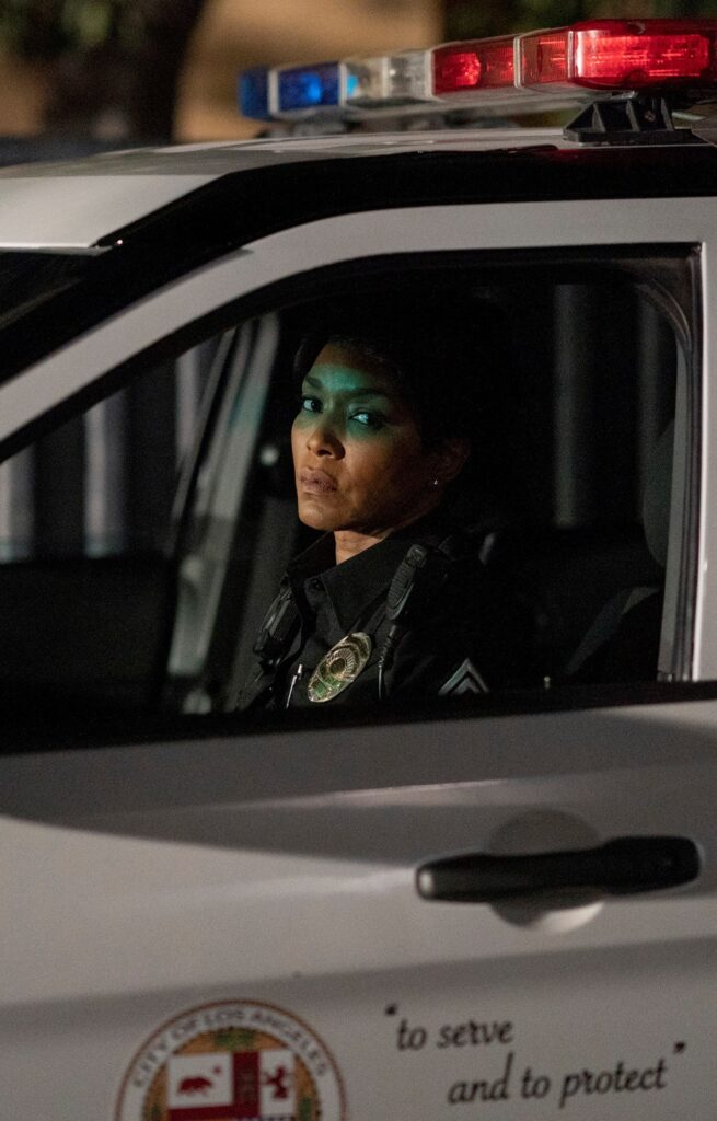 Athena On Duty - 9-1-1 Season 3 Episode 17