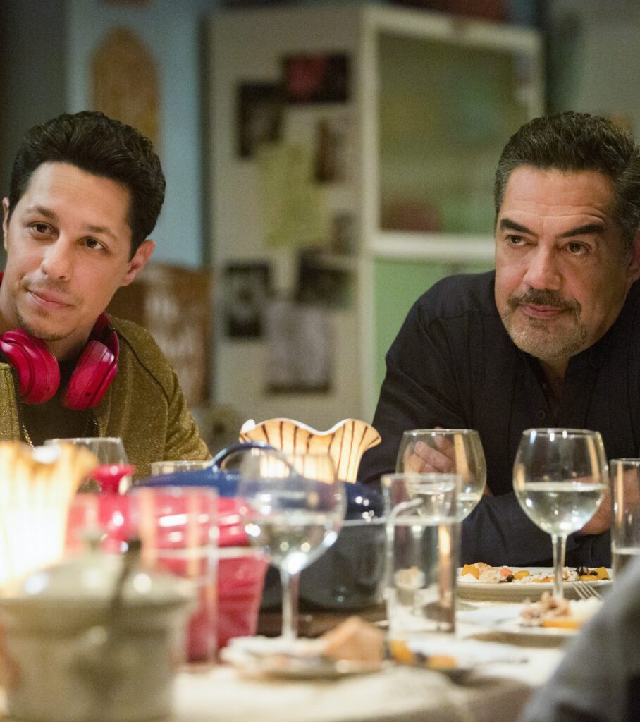 Father and Son - The Baker and the Beauty Season 1 Episode 4