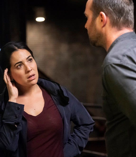 Talking It Out - Blindspot Season 5 Episode 3