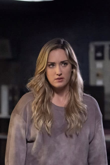 Thinking Hard - Blindspot Season 5 Episode 3