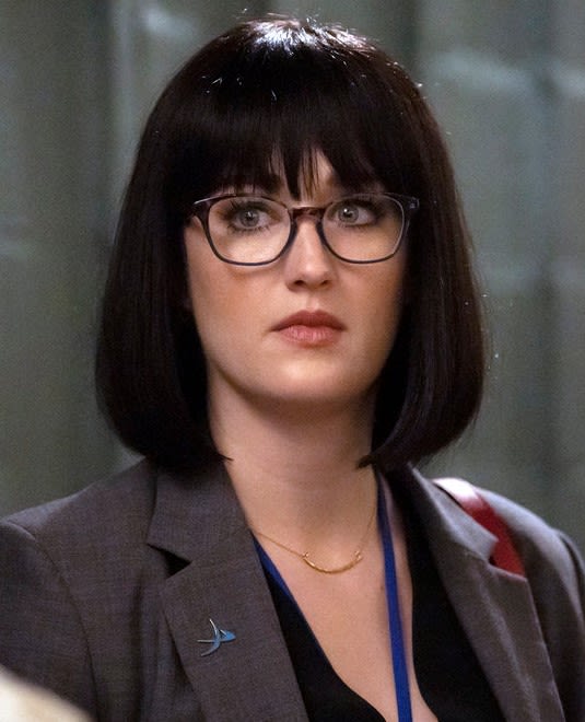 Undercover Daughter - Blindspot Season 5 Episode 2