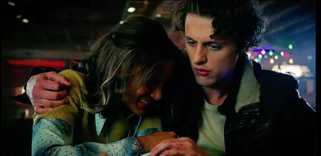 Michael Comforts Maria - Roswell, New Mexico Season 1 Episode 7