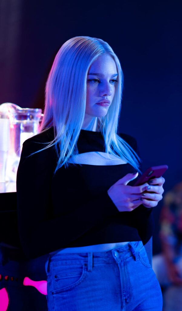 Hanna Season 2 Finale Review: Barcelona Blowout - TV Fanatic