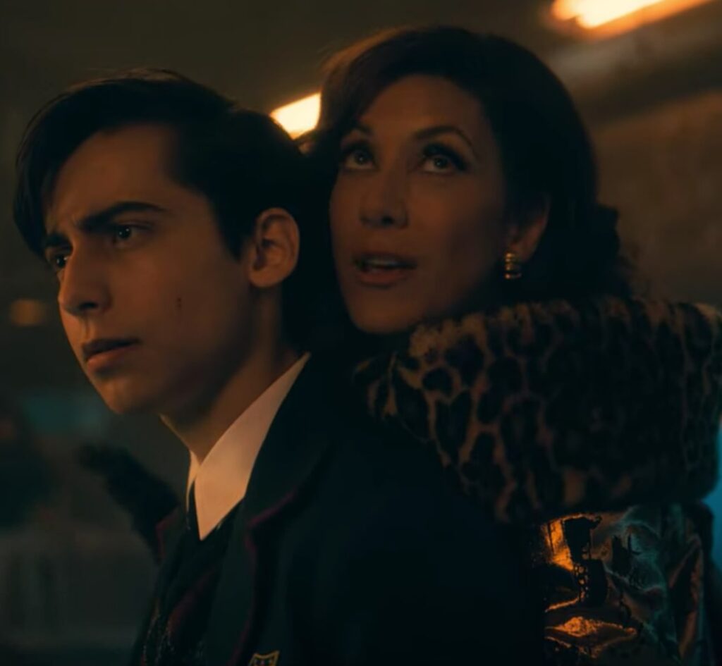 The Handler's Offer - The Umbrella Academy Season 2 Episode 6