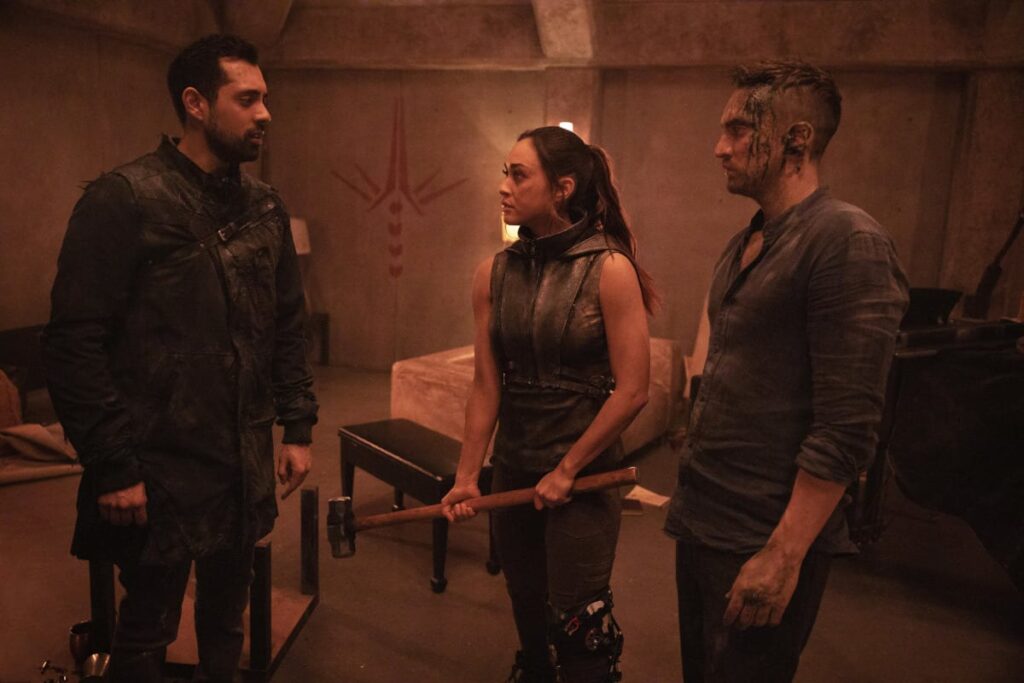 Raven, Jackson, and Murphy Together - The 100 Season 7 Episode 15