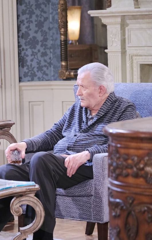 Victor Fires Xander/Tall - Days of Our Lives
