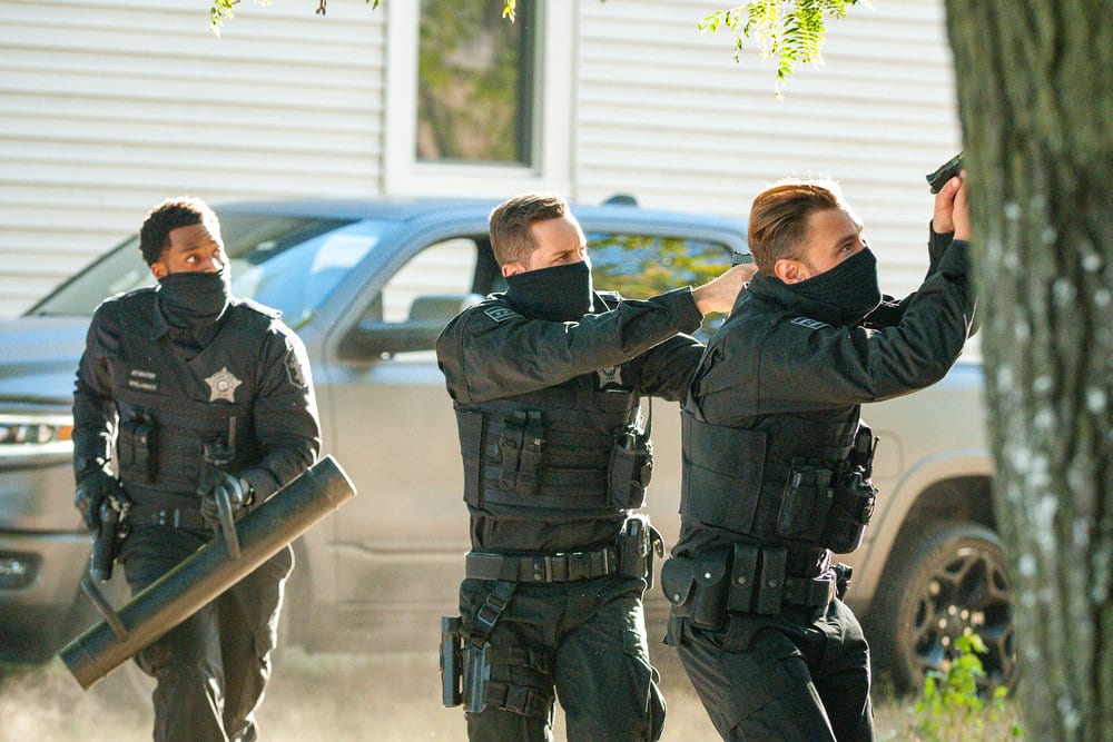 Face Masks On - Chicago PD