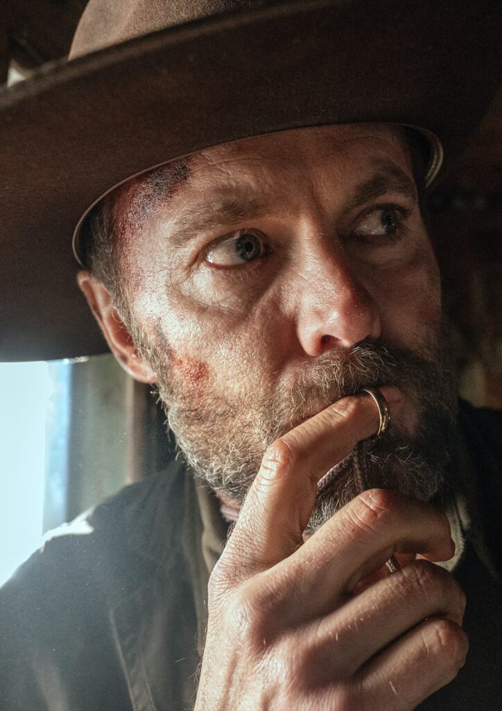 John Struggles - Fear the Walking Dead Season 6 Episode 4