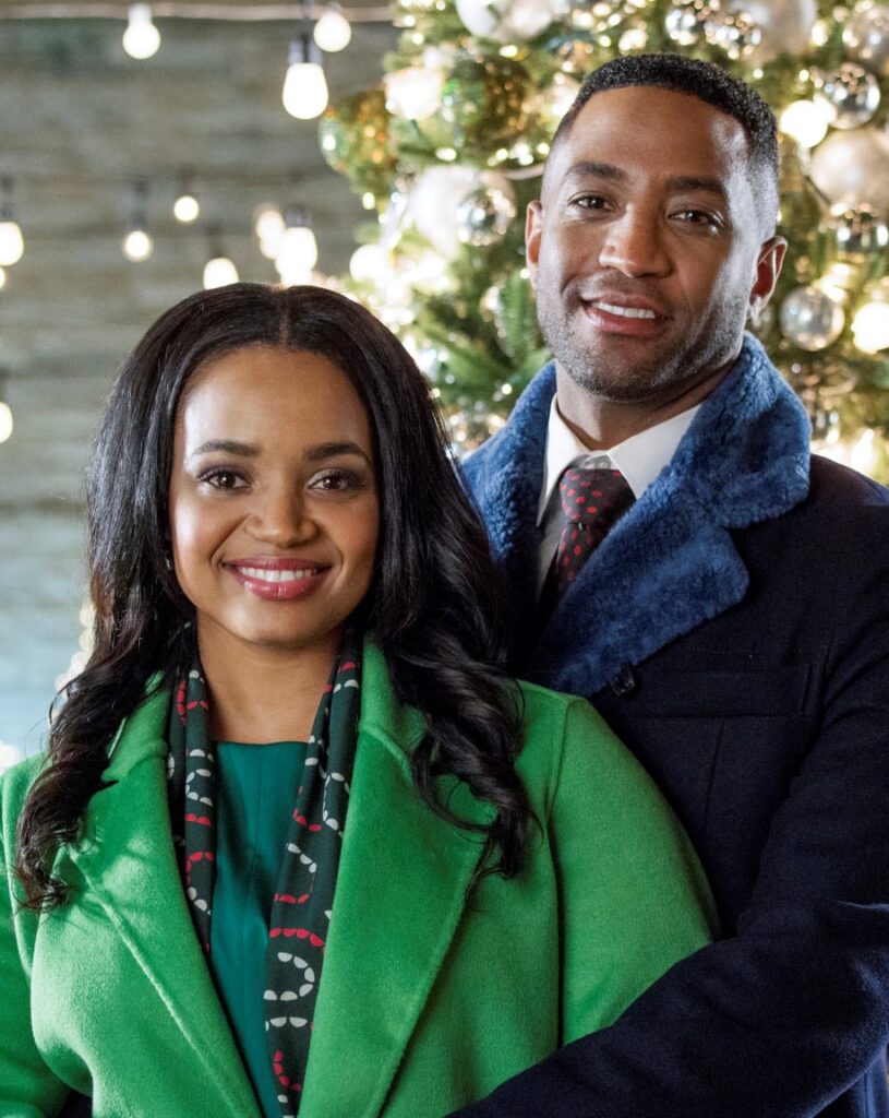 A Reunion of the Ages - Tall -Let's Meet Again at Christmas Eve