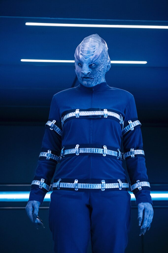 L'Rell in Captivity - Star Trek: Discovery Season 1 Episode 9