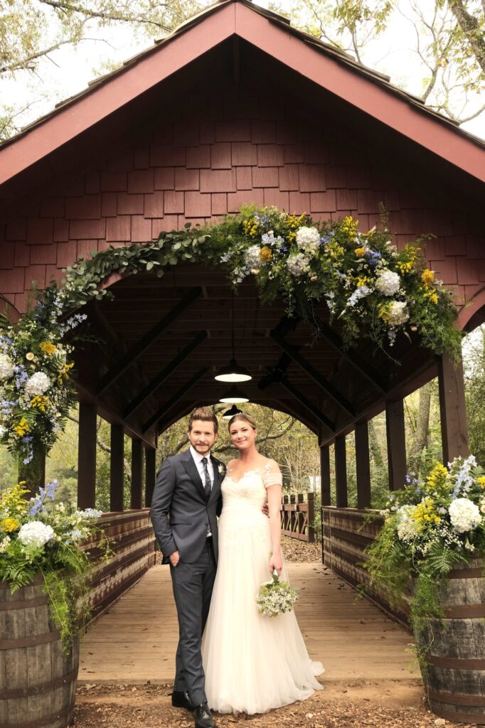 Picture Perfect Newlyweds - The Resident Season 4 Episode 1