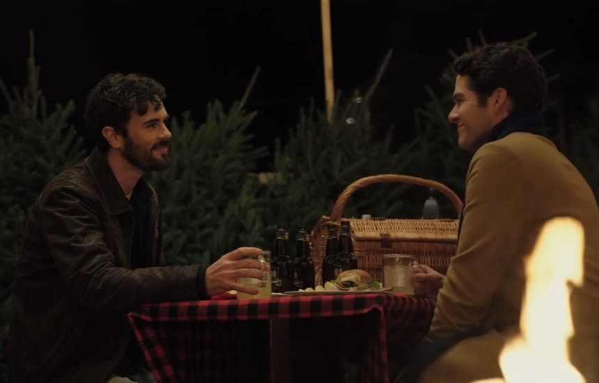 Romantic Date - The Christmas Setup