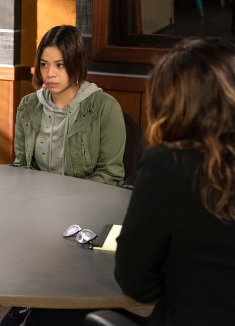 A Meeting Turns Violent/Tall - Law & Order: SVU Season 22 Episode 5