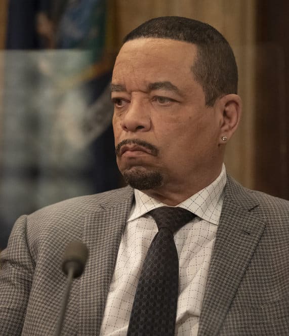 Amber Alert - Law & Order: SVU Season 22 Episode 4