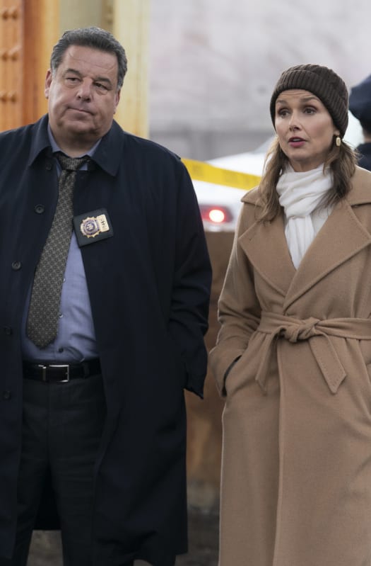 The Weight of Authority - Blue Bloods Season 11 Episode 4