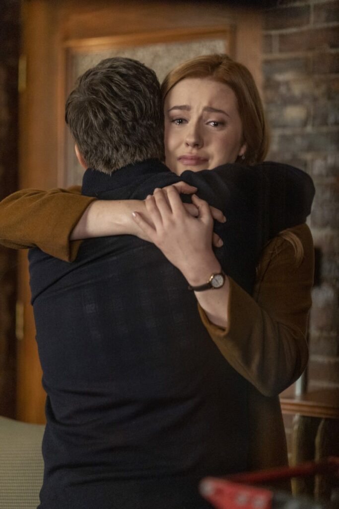 Family Hug - Nancy Drew Season 2 Episode 5