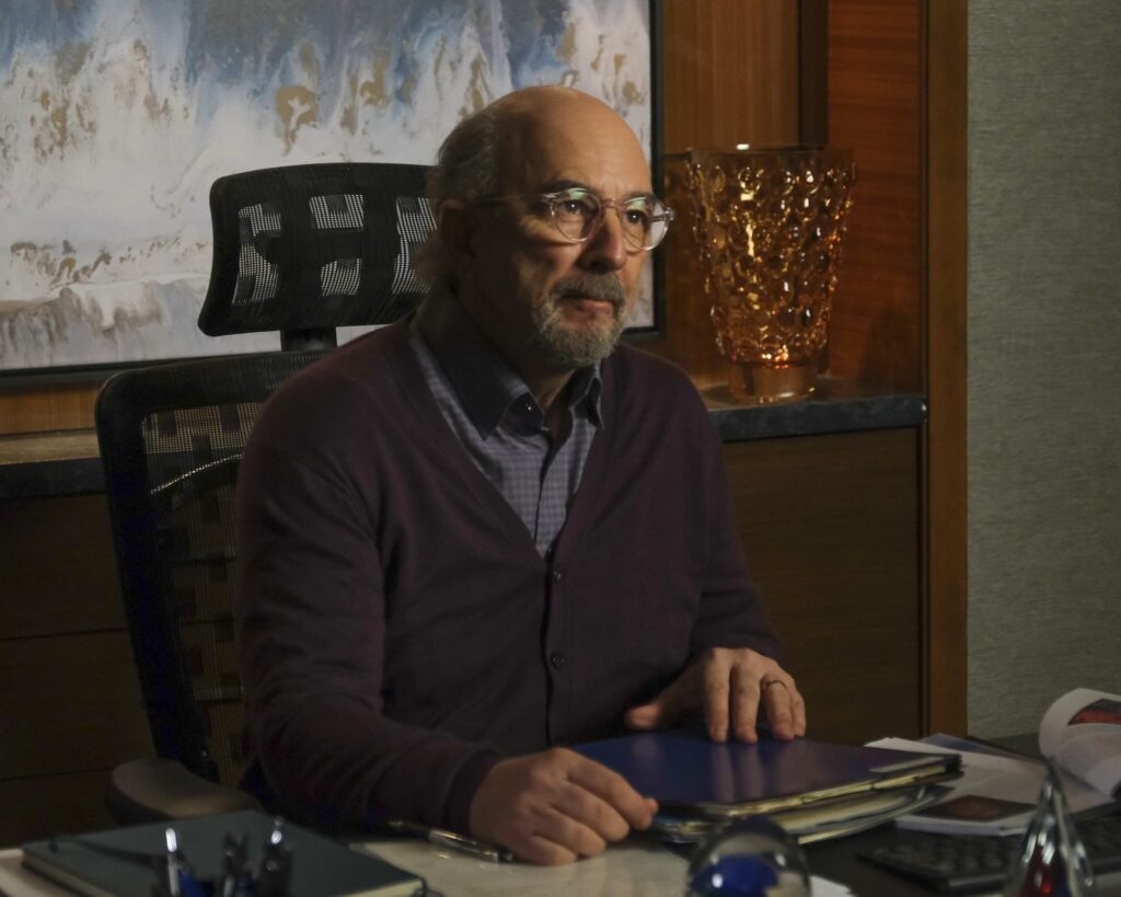Glassman's Back - The Good Doctor Season 4 Episode 11