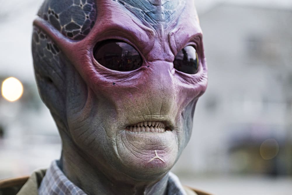 Harry's Big Alien Head - Resident Alien Season 1 Episode 4