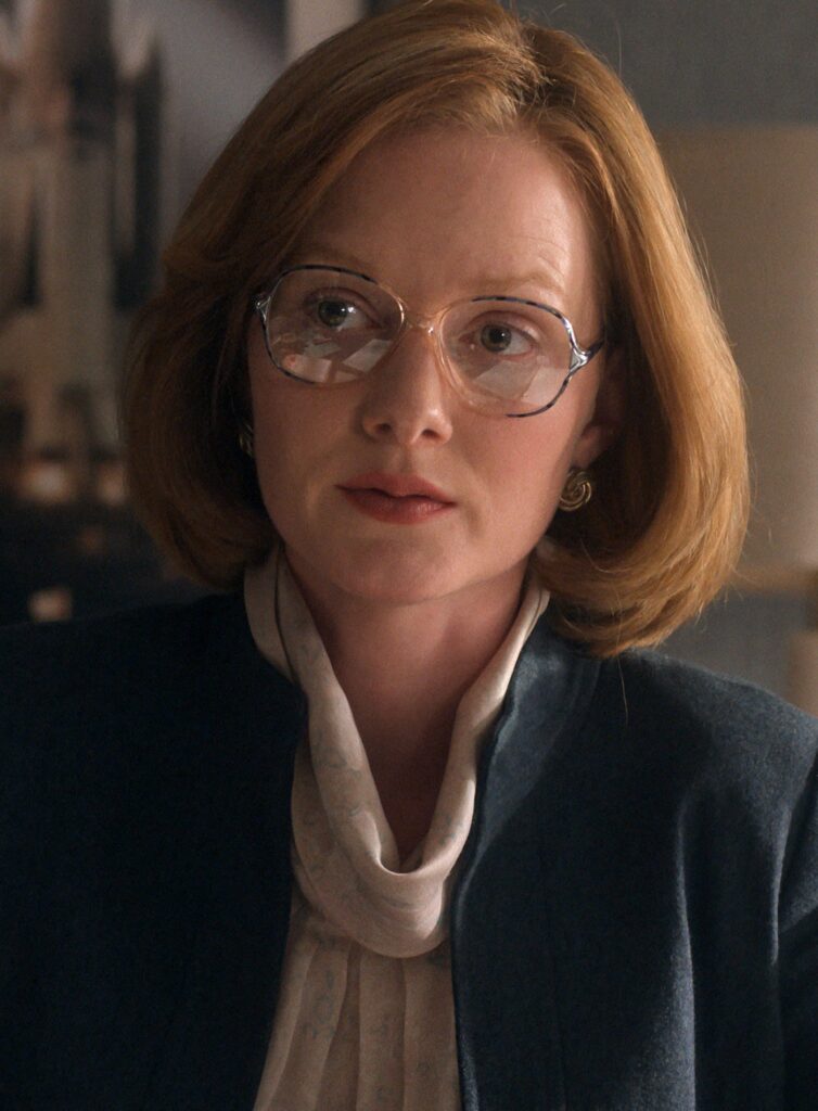 Margo Has a Full Plate - For All Mankind Season 2 Episode 2